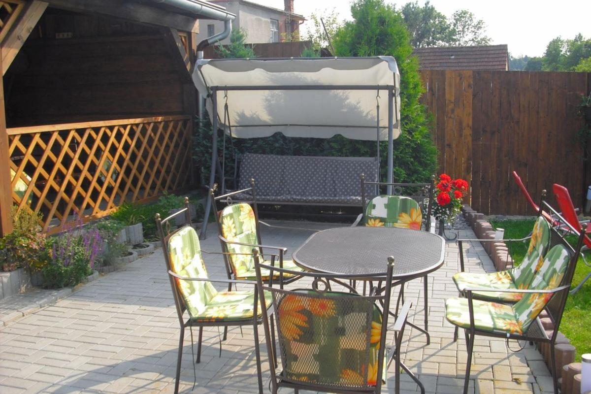 Penzion u Balcarky Ostrov u Macochy Esterno foto