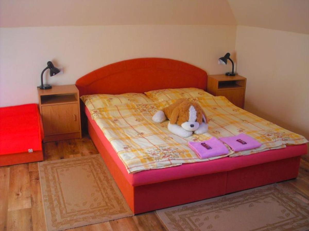 Penzion u Balcarky Ostrov u Macochy Esterno foto